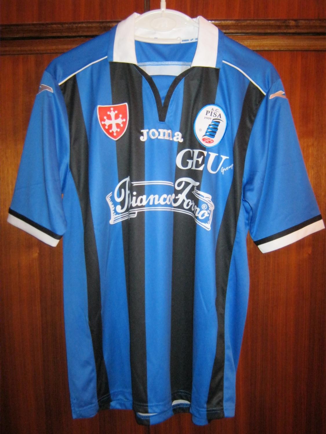 Pisa 2014-15 Home Kit