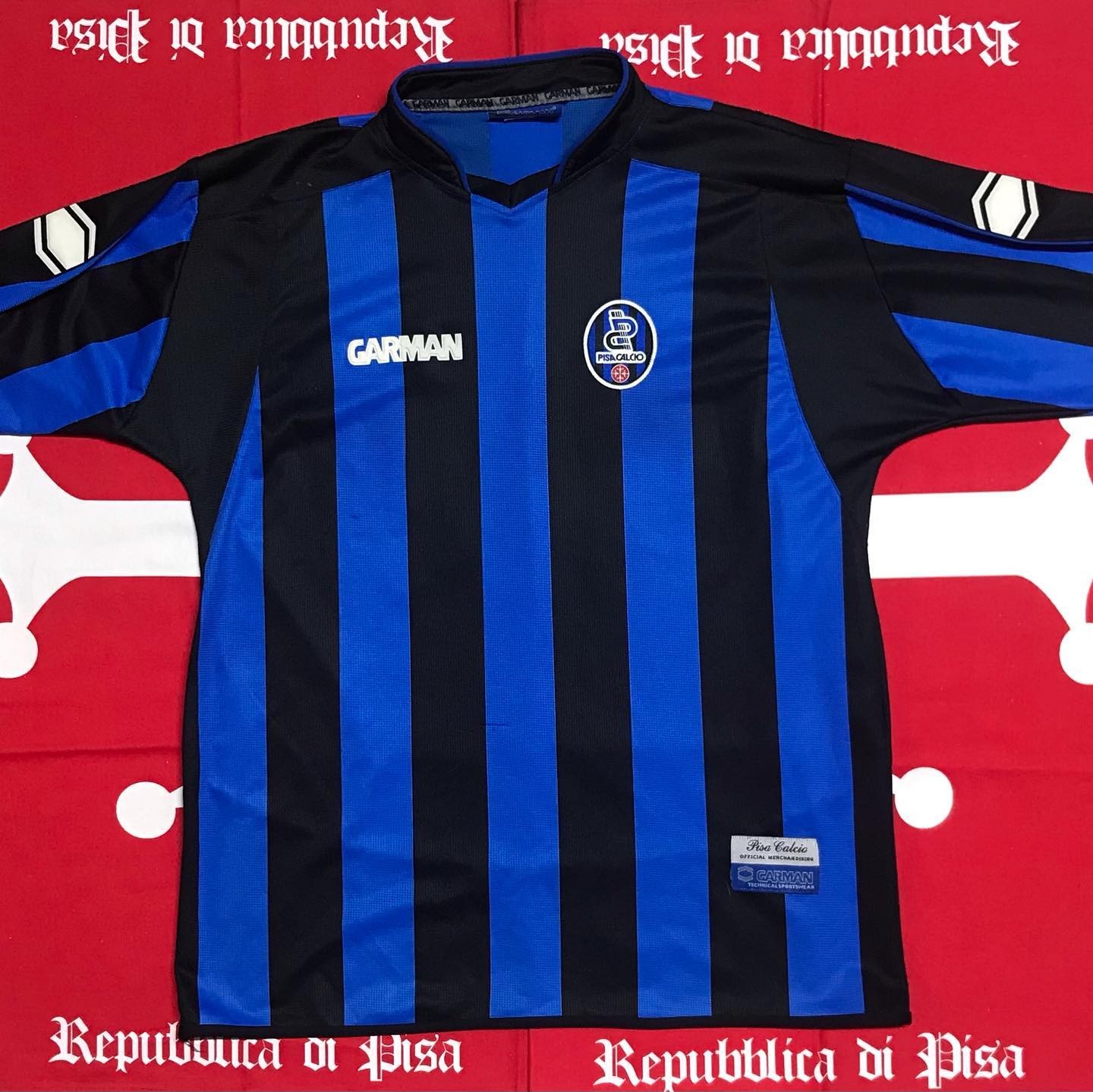 Pisa 2004-05 Home Kit