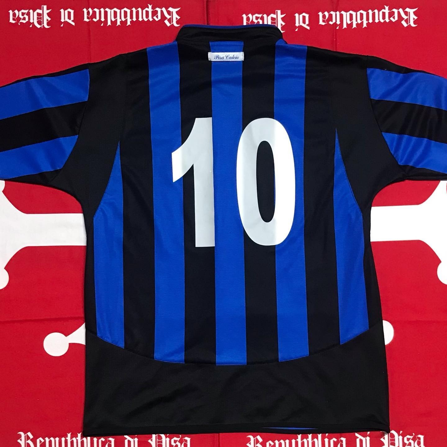 Pisa 2004-05 Home Kit