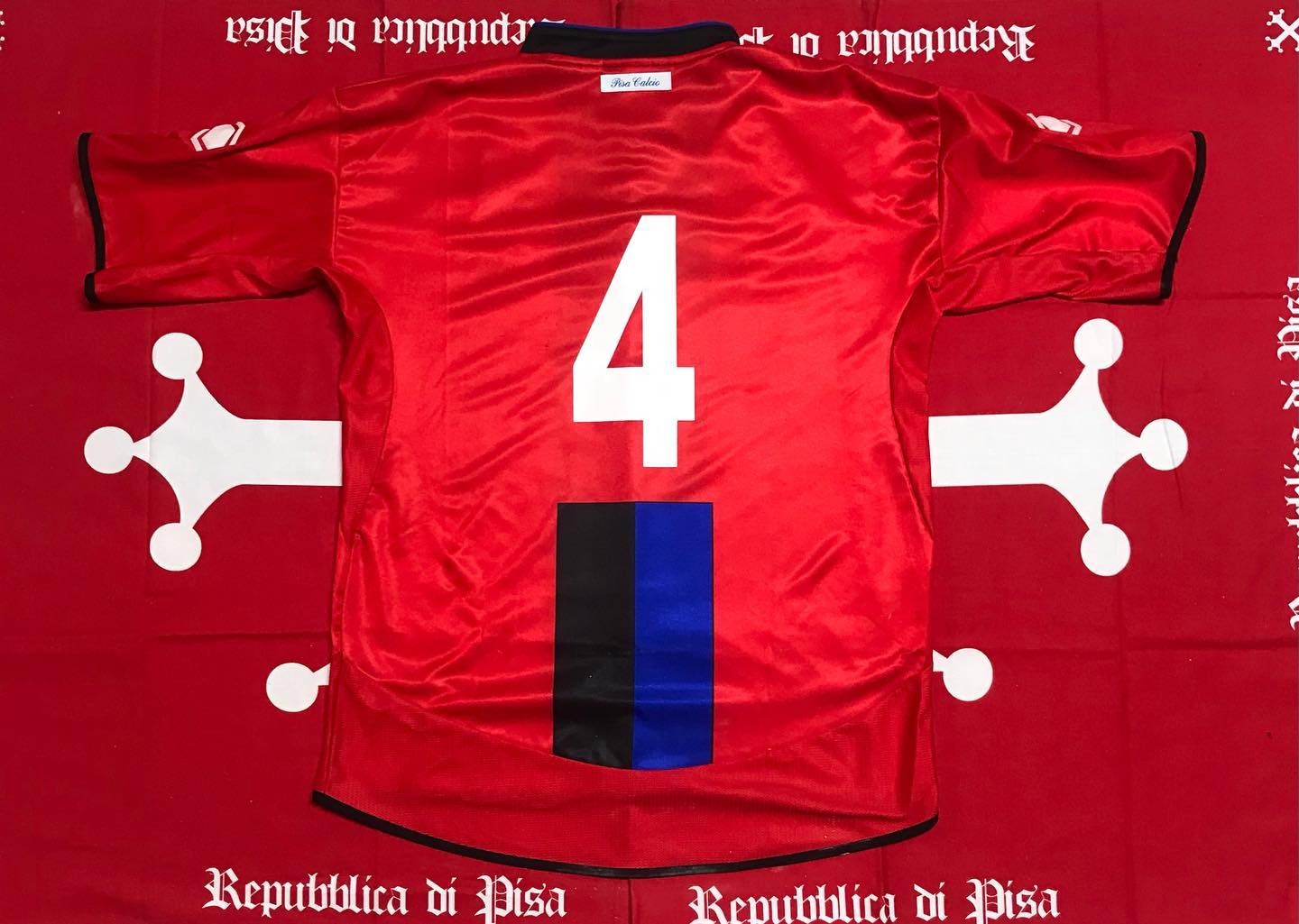 Pisa 2004-05 Fourth Kit