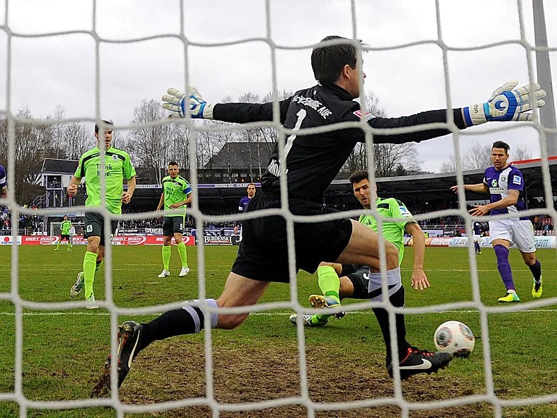 TSV 1860 München 2013-14 Third Kit