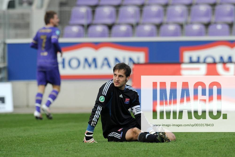 SpVgg Unterhaching 2011-12 GK 2 Kit