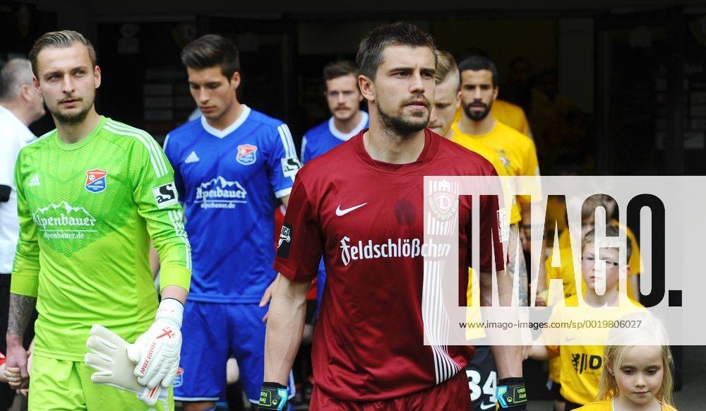 SpVgg Unterhaching 2014-15 GK 1 Kit