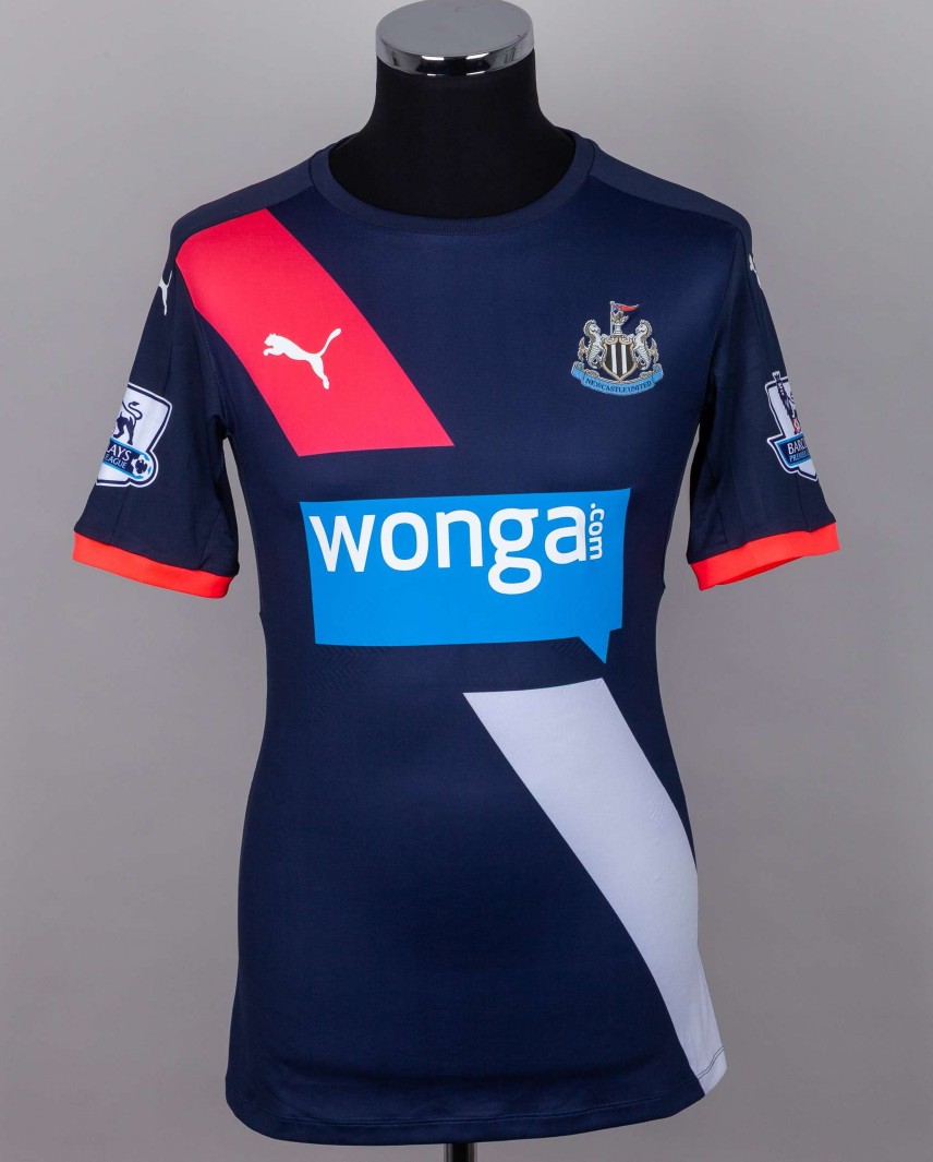 Newcastle United 2015-16 Third Kit