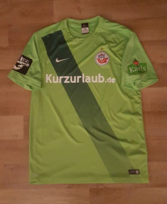 Hansa Rostock 2015-16 GK 2 Kit