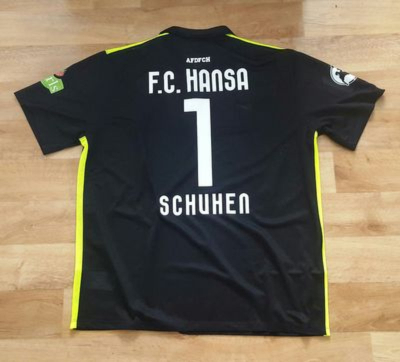 Hansa Rostock 2016-17 GK 2 Kit