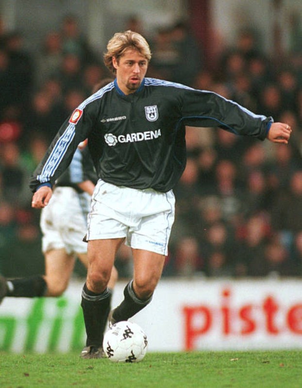 SSV Ulm 2000-01 Away Kit