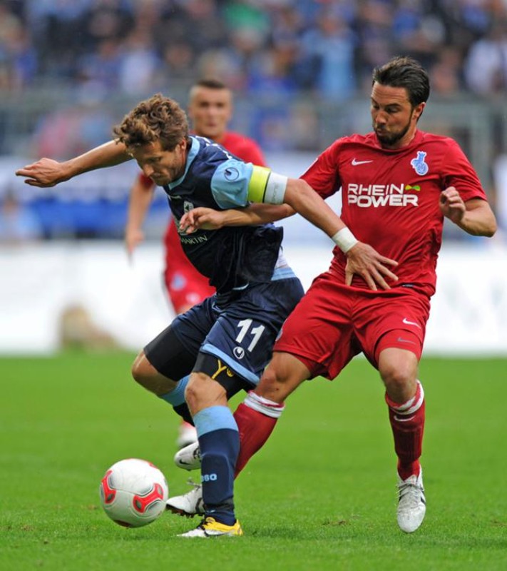 MSV Duisburg 2012-13 Third Kit