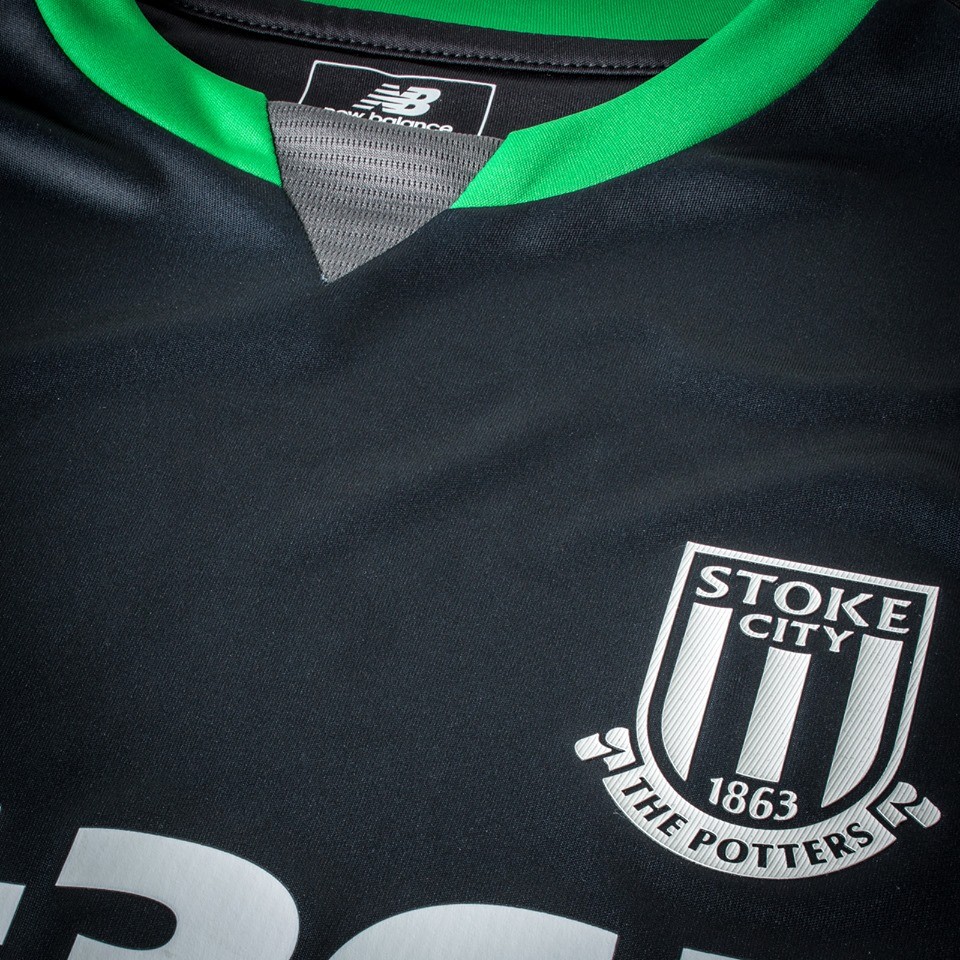 Stoke City 2015-16 Away Kit