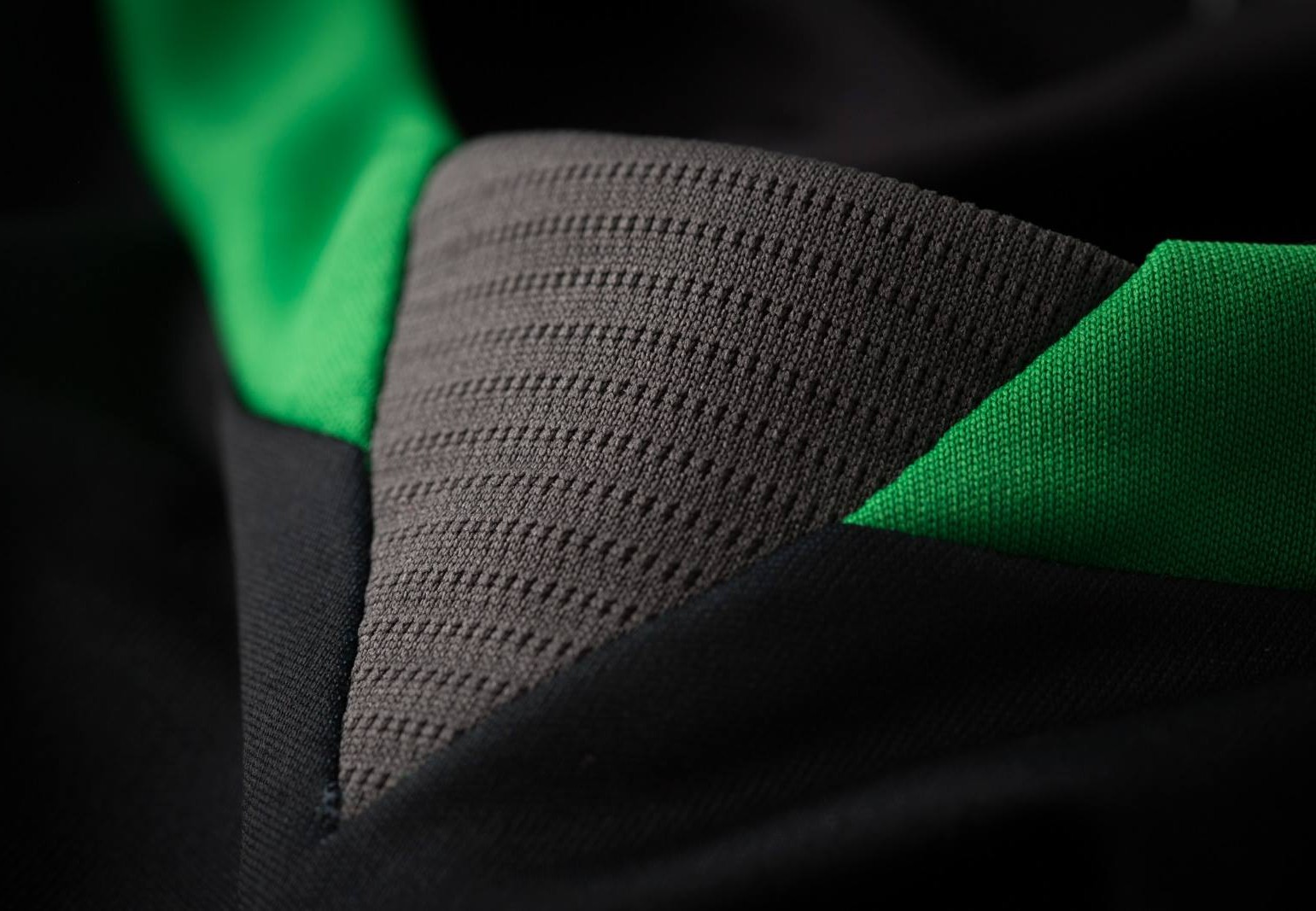 Stoke City 2015-16 Away Kit