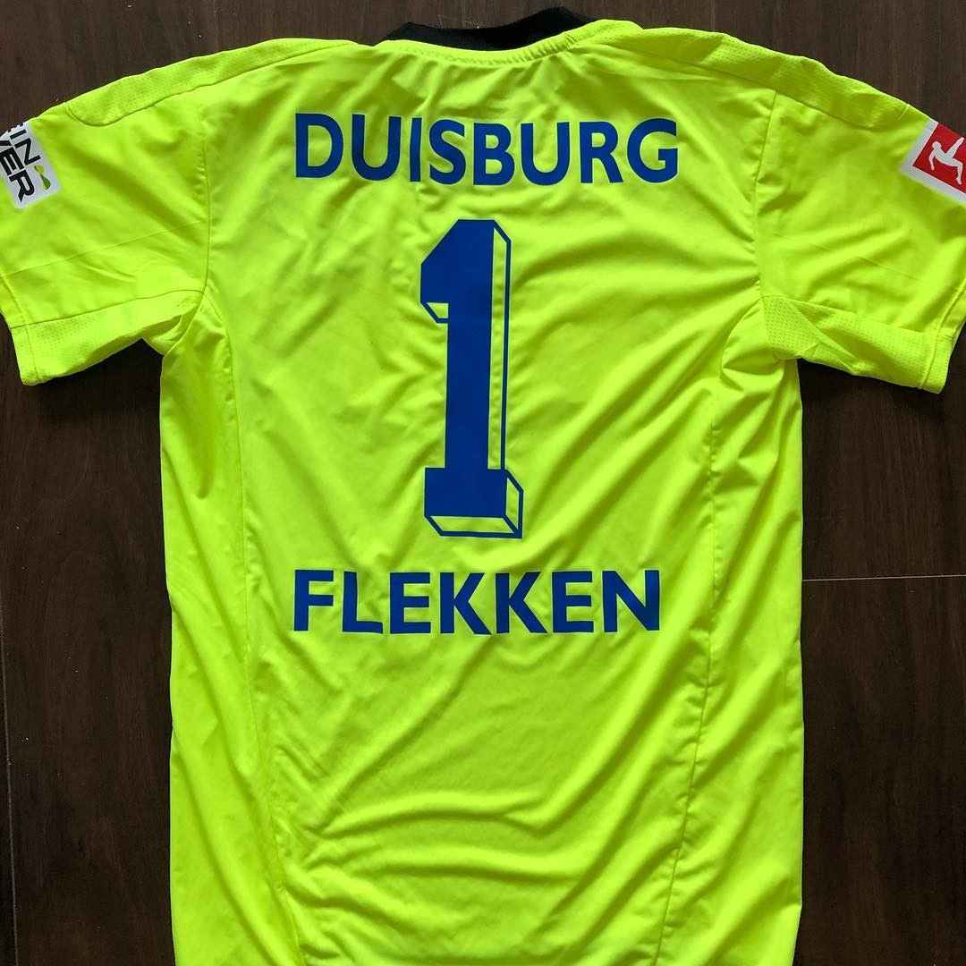 MSV Duisburg 2017-18 GK 1 Kit
