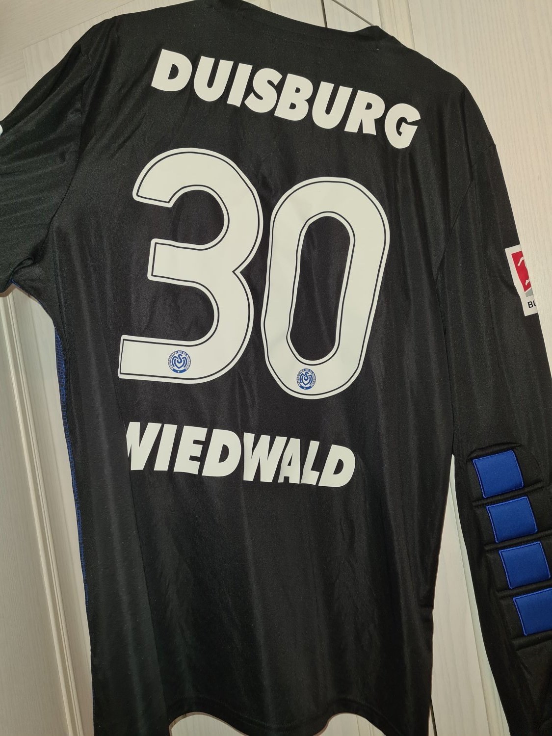 MSV Duisburg 2018-19 GK 1 Kit