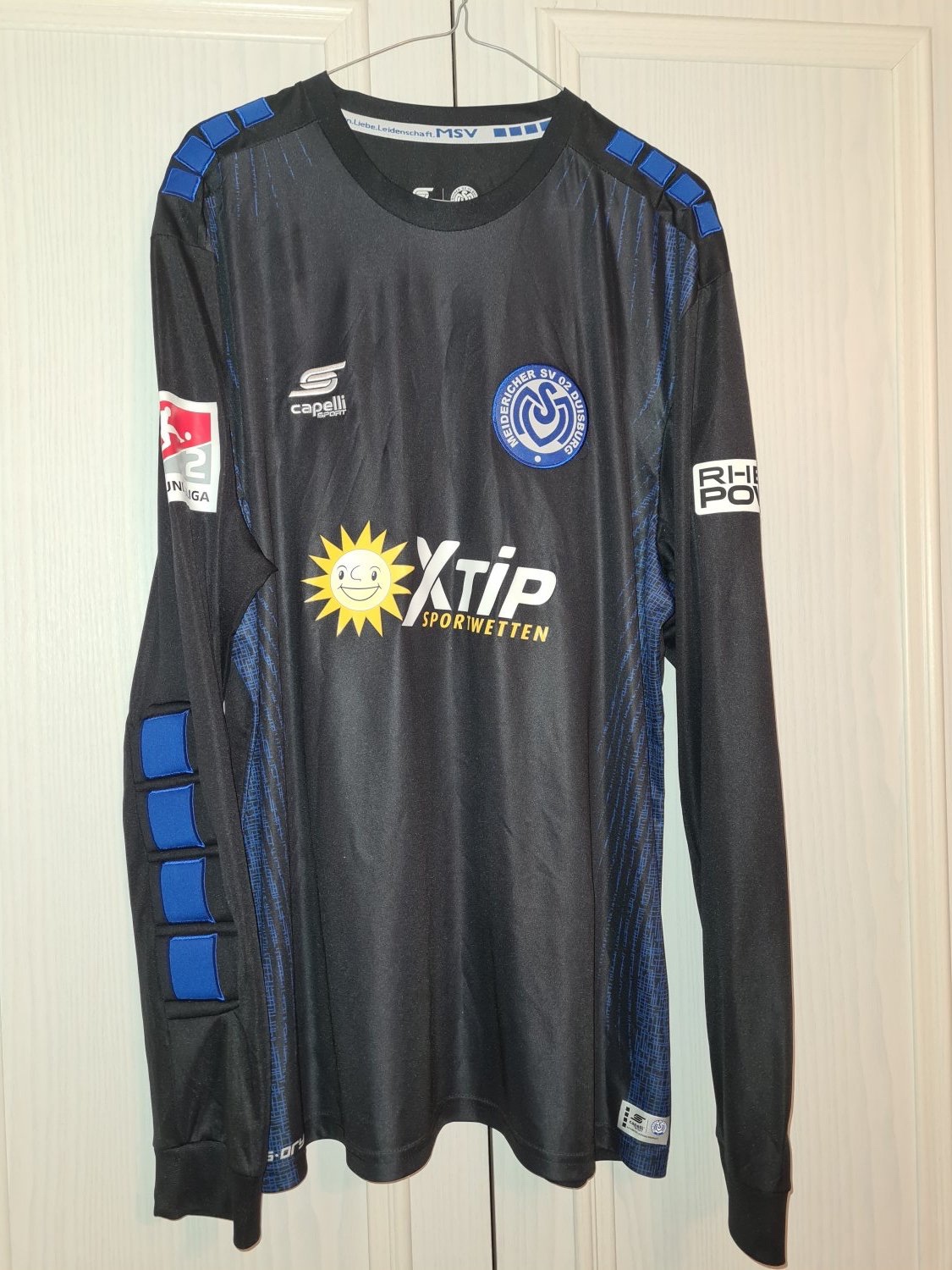 MSV Duisburg 2018-19 GK 1 Kit