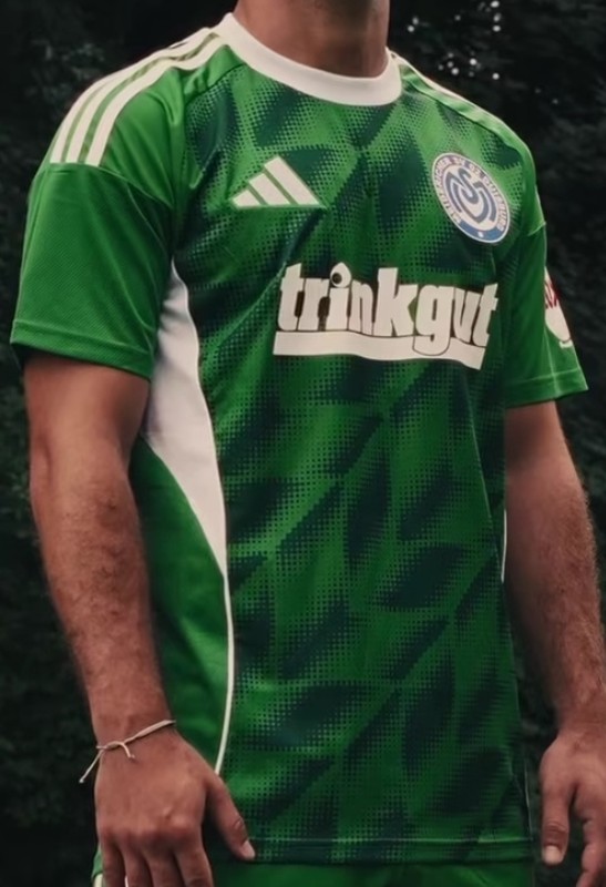 MSV Duisburg 2025-26 Third Kit