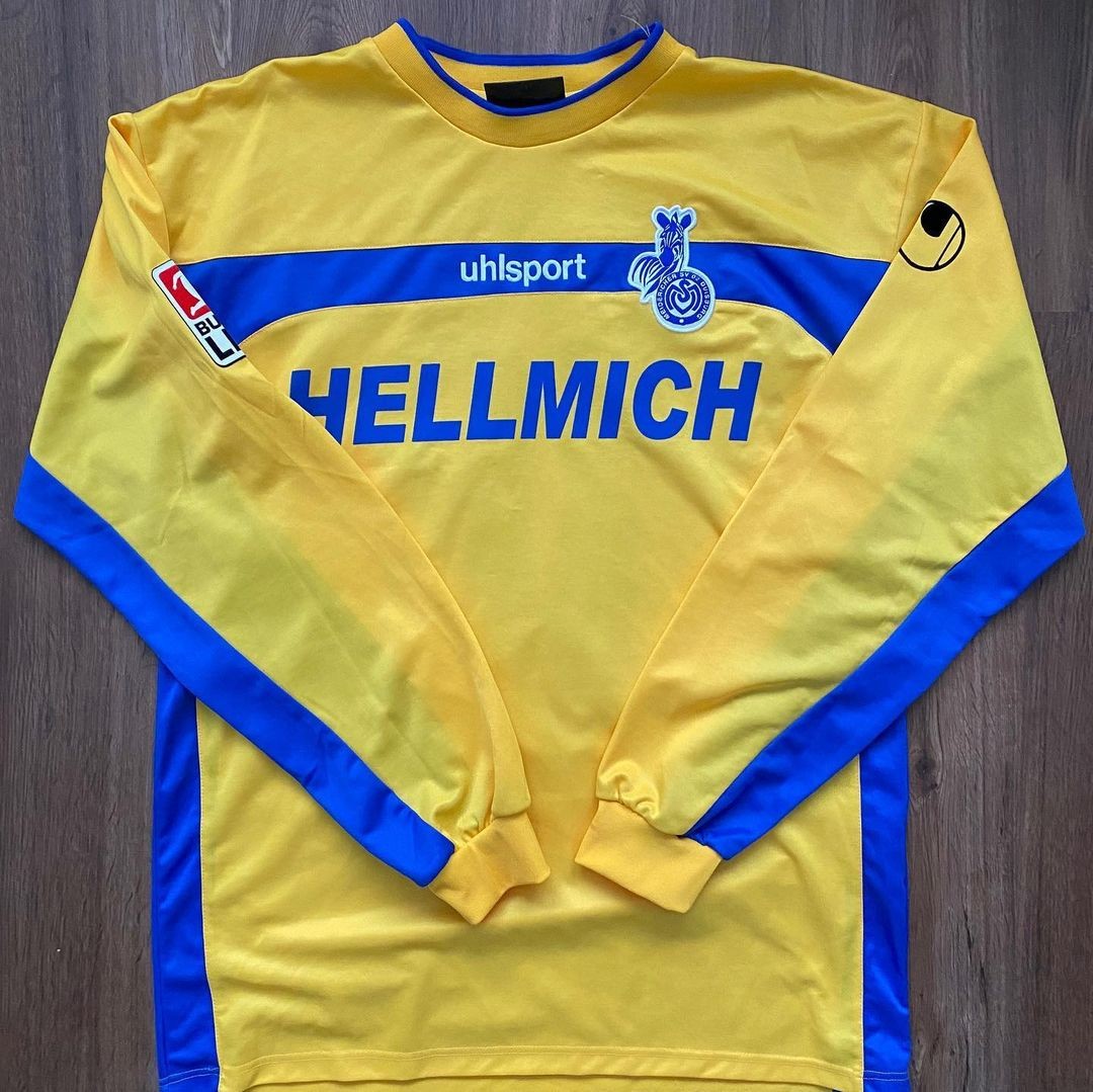 MSV Duisburg 2004-05 Away Kit