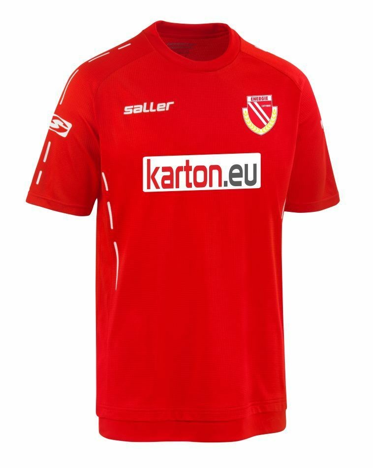 Energie Cottbus 2016-17 Home Kit