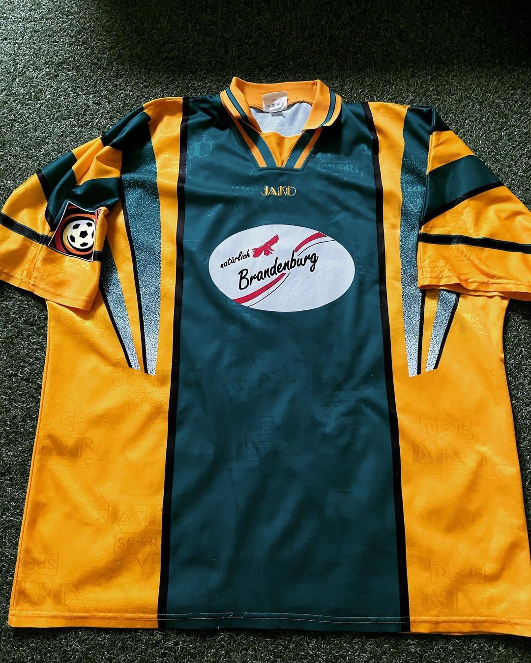 Energie Cottbus 1997-98 Away Kit