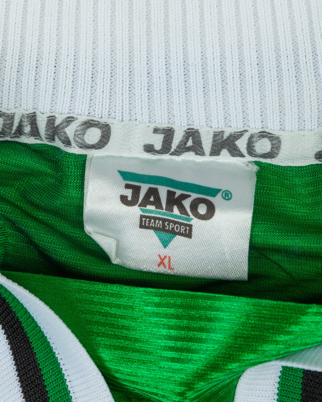 Energie Cottbus 2000-01 Third Kit