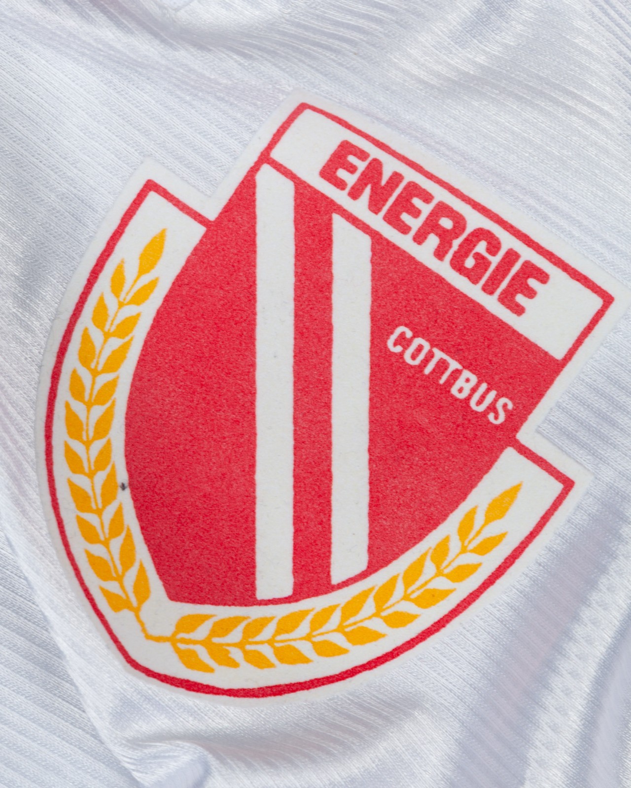 Energie Cottbus 2002-03 Away Kit