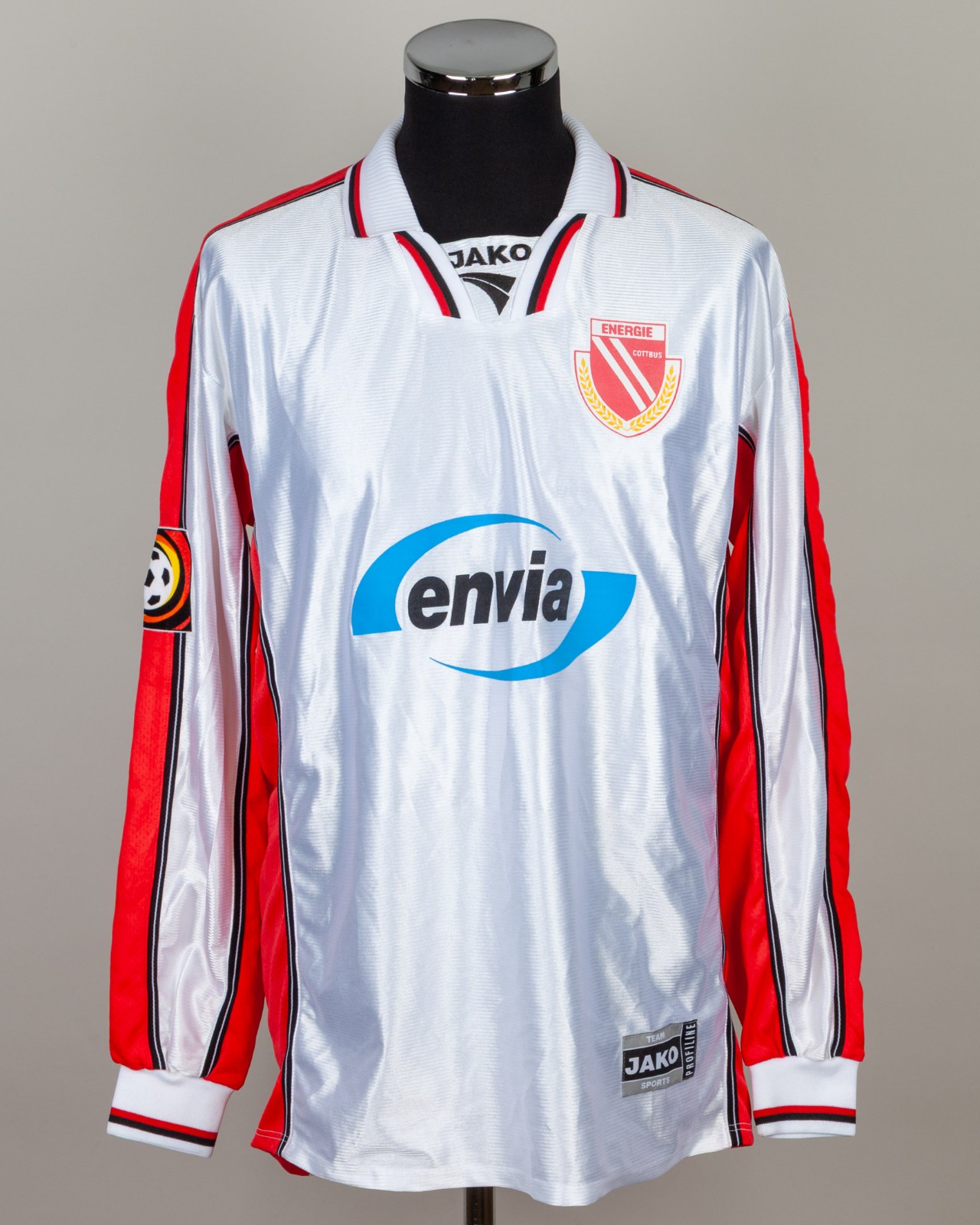Energie Cottbus 2002-03 Away Kit