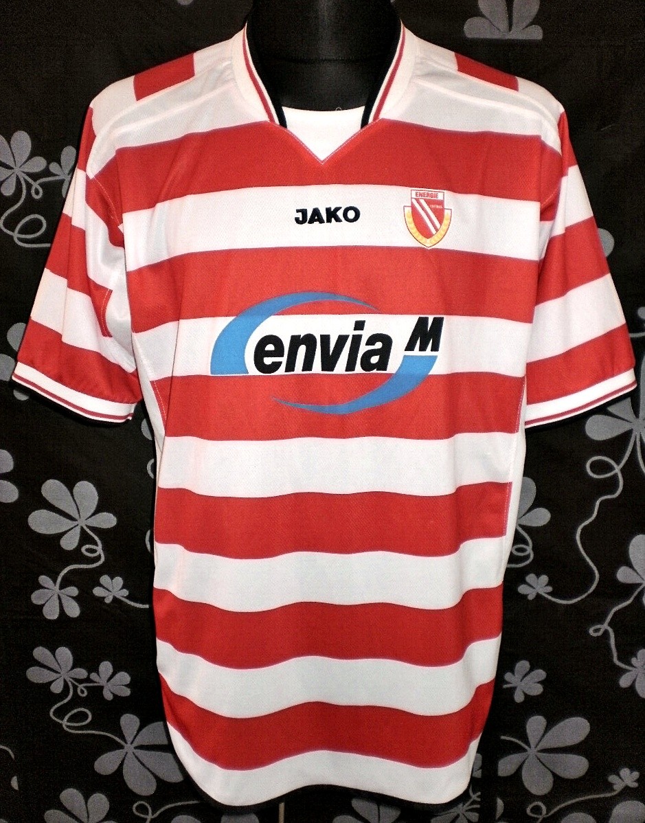 Energie Cottbus 2003-04 Home Kit