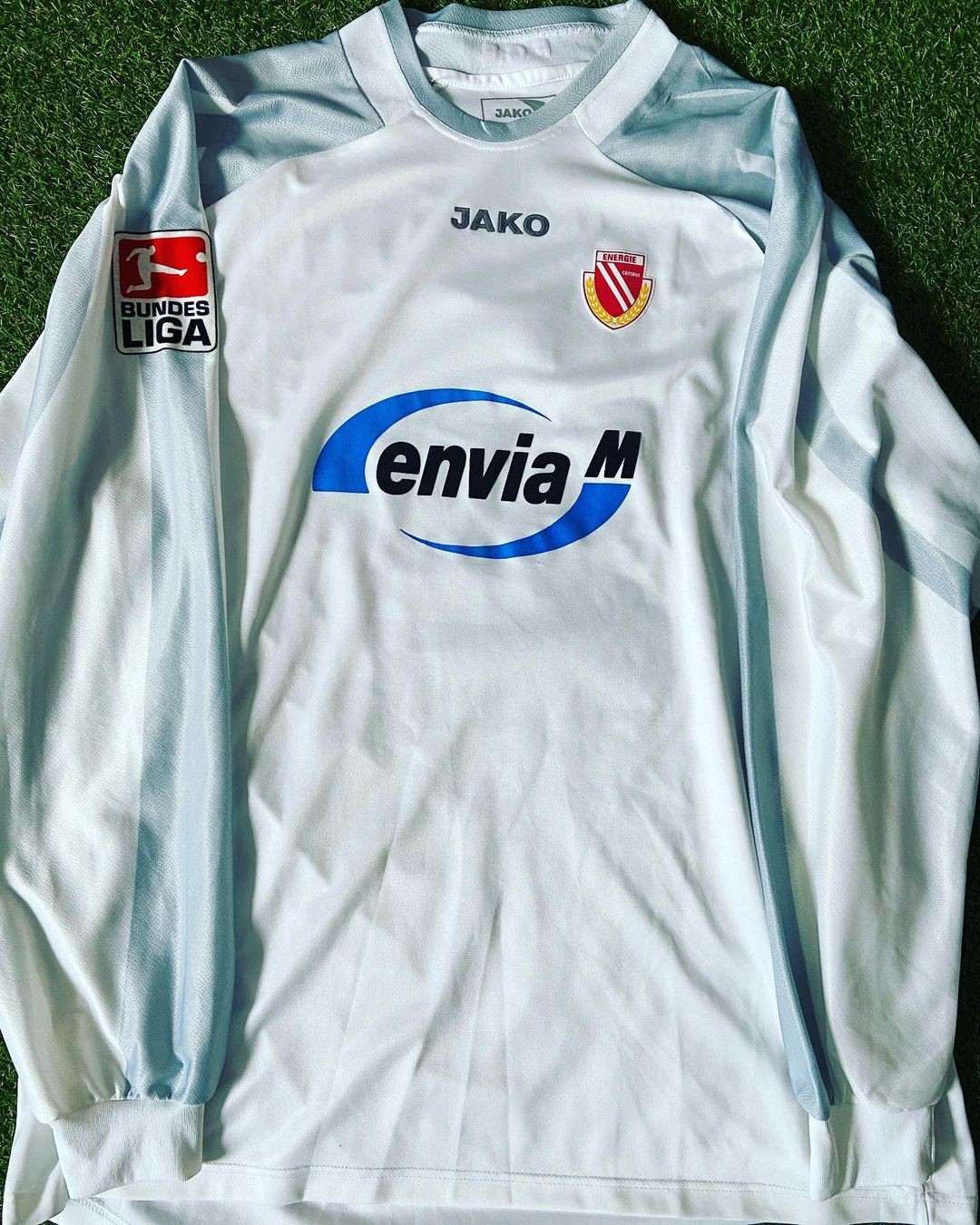 Energie Cottbus 2005-06 Away Kit