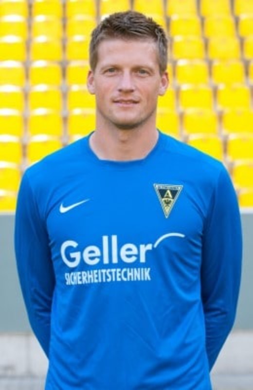 Alemannia Aachen 2012-13 GK 1 Kit