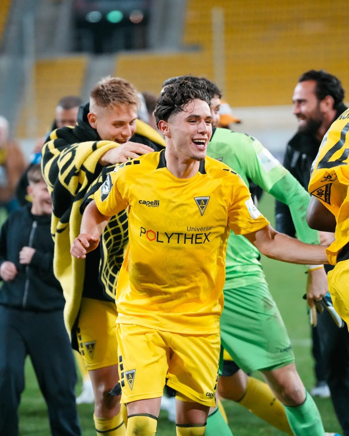 Alemannia Aachen 2024-25 Away Kit