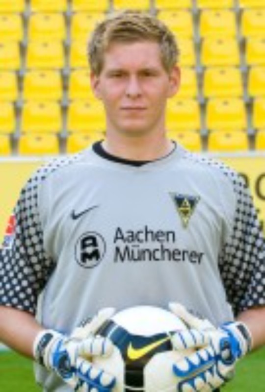 Alemannia Aachen 2010-11 GK 1 Kit