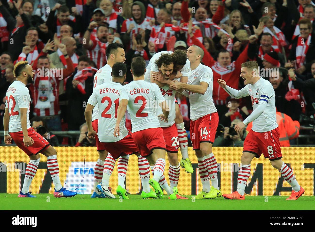 Southampton FC 2016-17 EFL Cup Final Kit