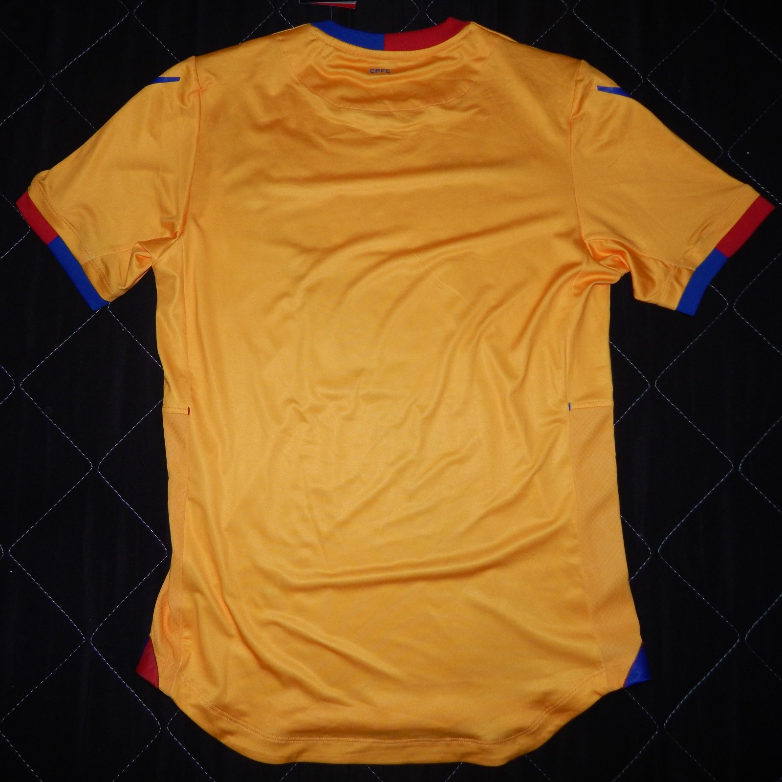 Crystal Palace 2016-17 Away Kit