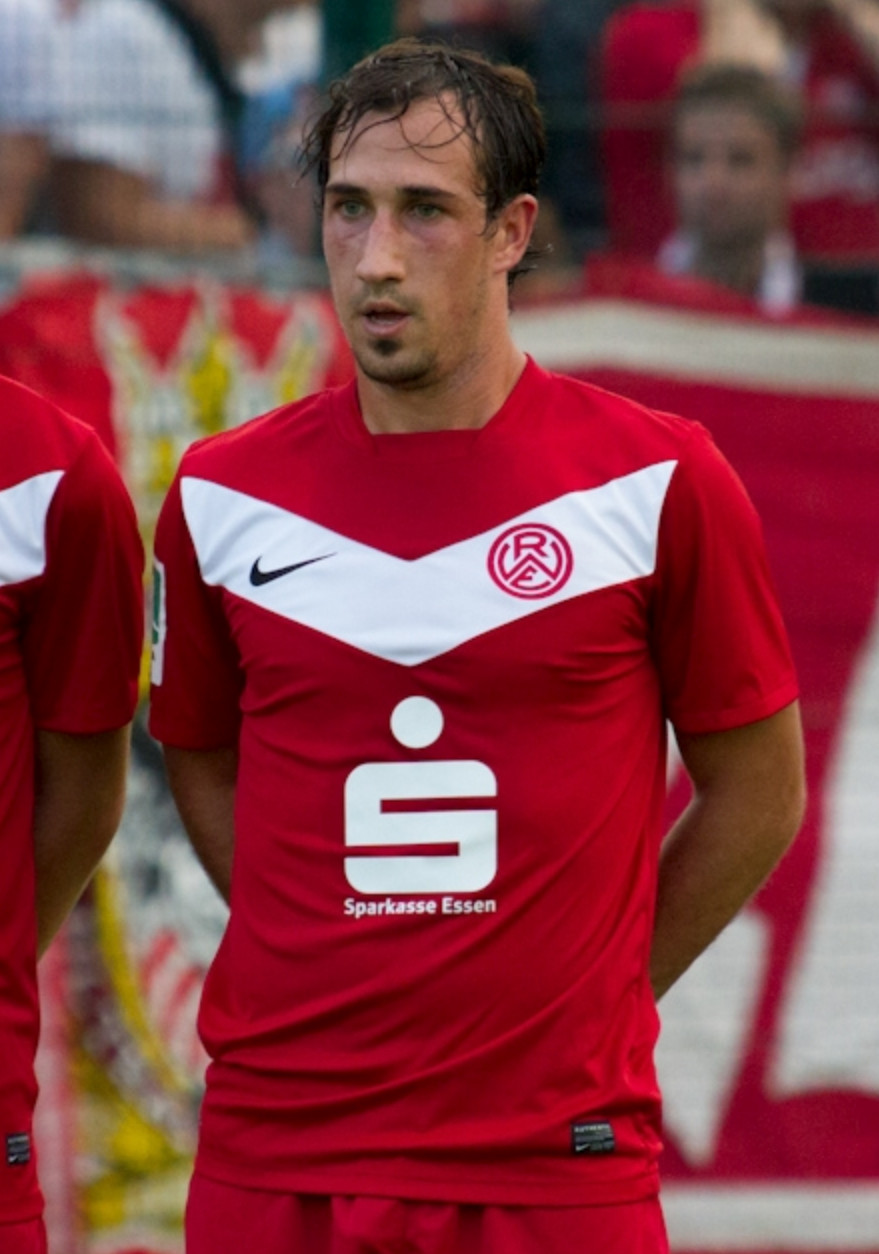 Rot-Weiss Essen 2011-12 Home Kit