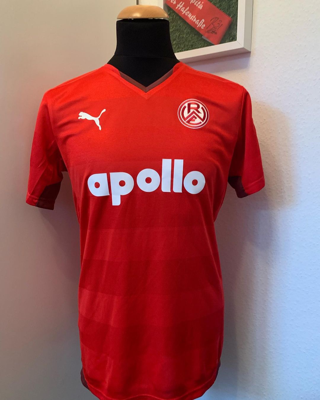 Rot-Weiss Essen 2015-16 DFB-Pokal Kit