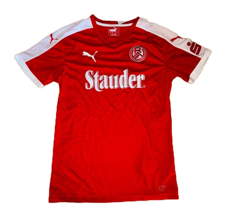 Rot-Weiss Essen 2016-17 Home V2 Kit