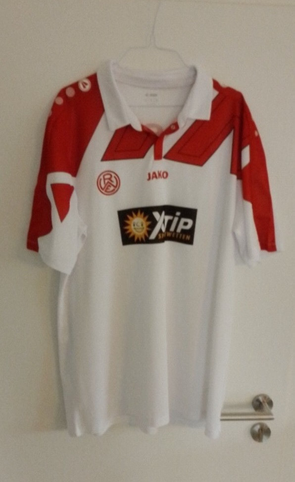 Rot-Weiss Essen 2017-18 DFB-Pokal Kit