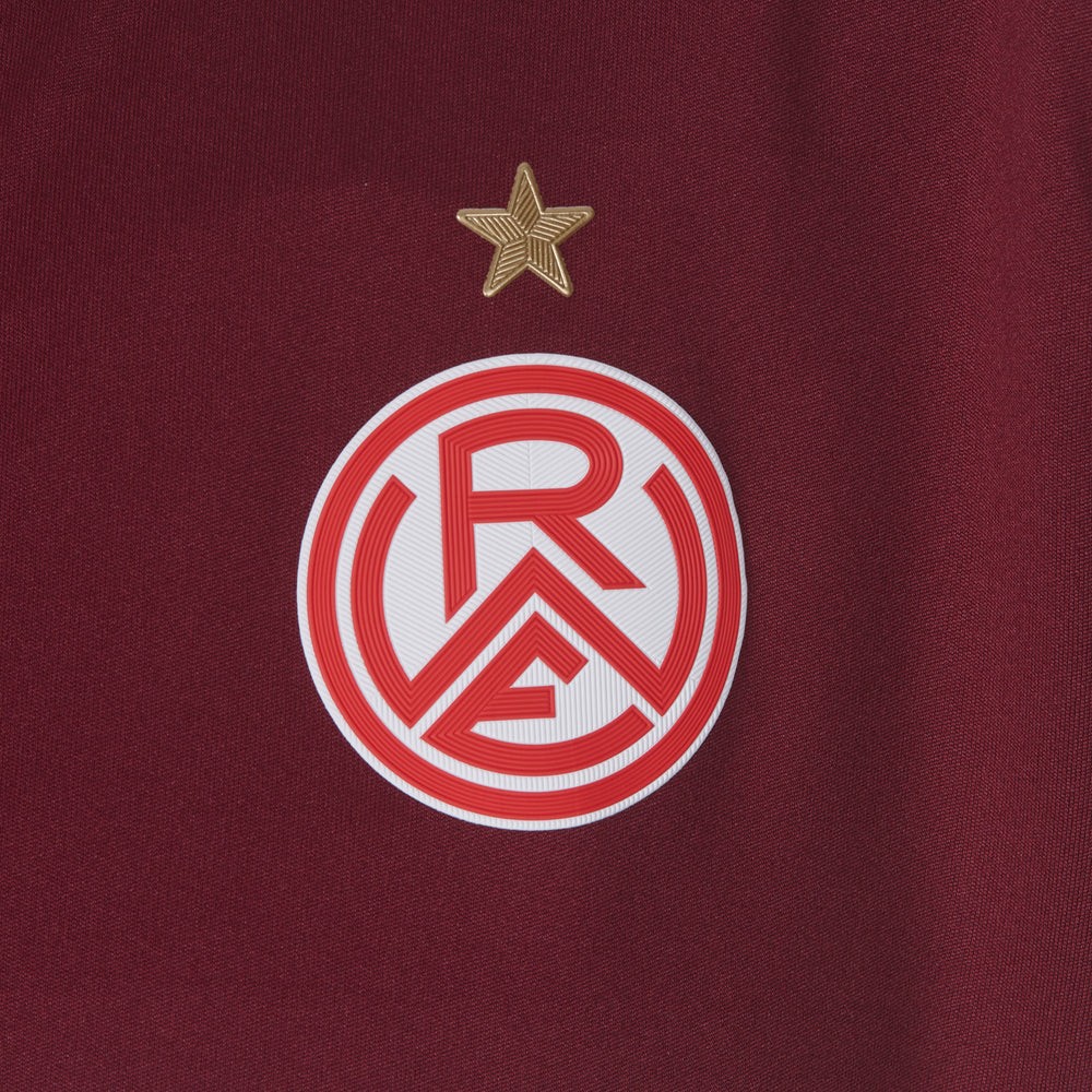 Rot-Weiss Essen 2021-22 GK 1 Kit