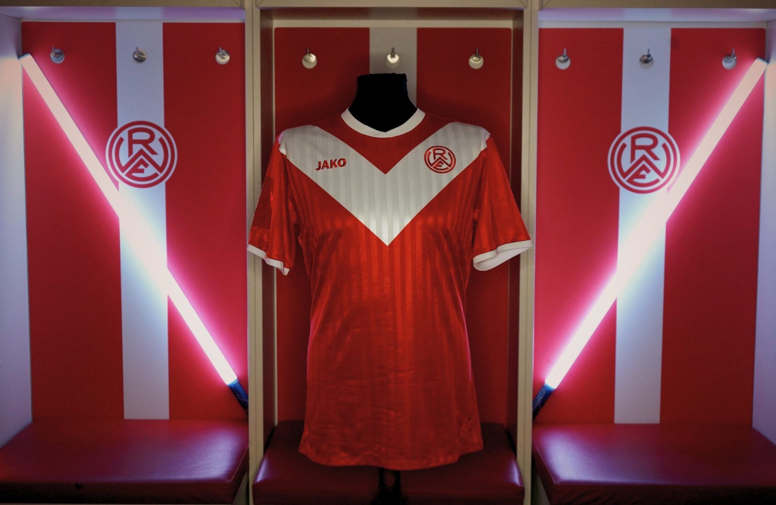 Rot-Weiss Essen 2024-25 Anniversary Kit