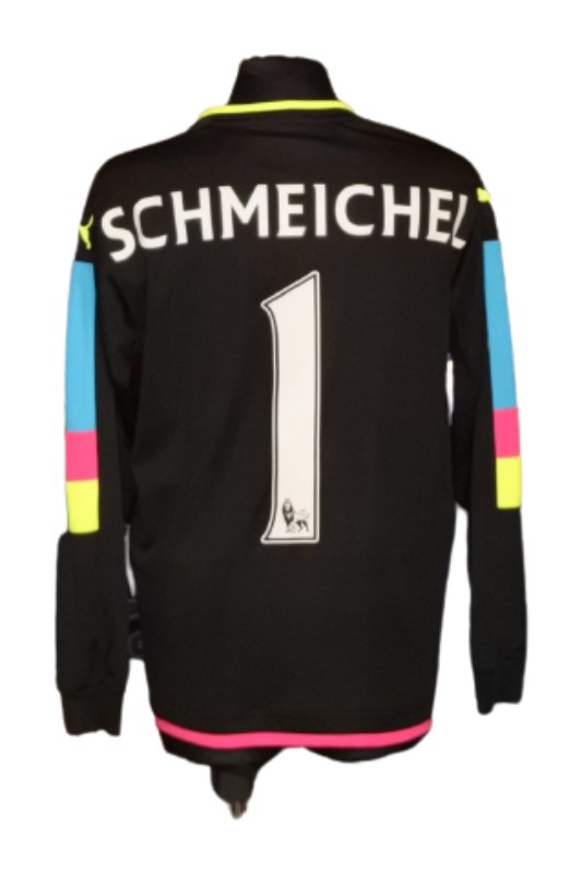 Leicester City 2016-17 GK Home Kit