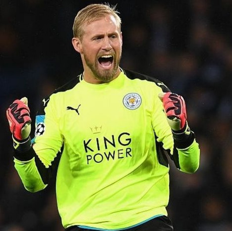 Leicester City 2016-17 GK Away Kit