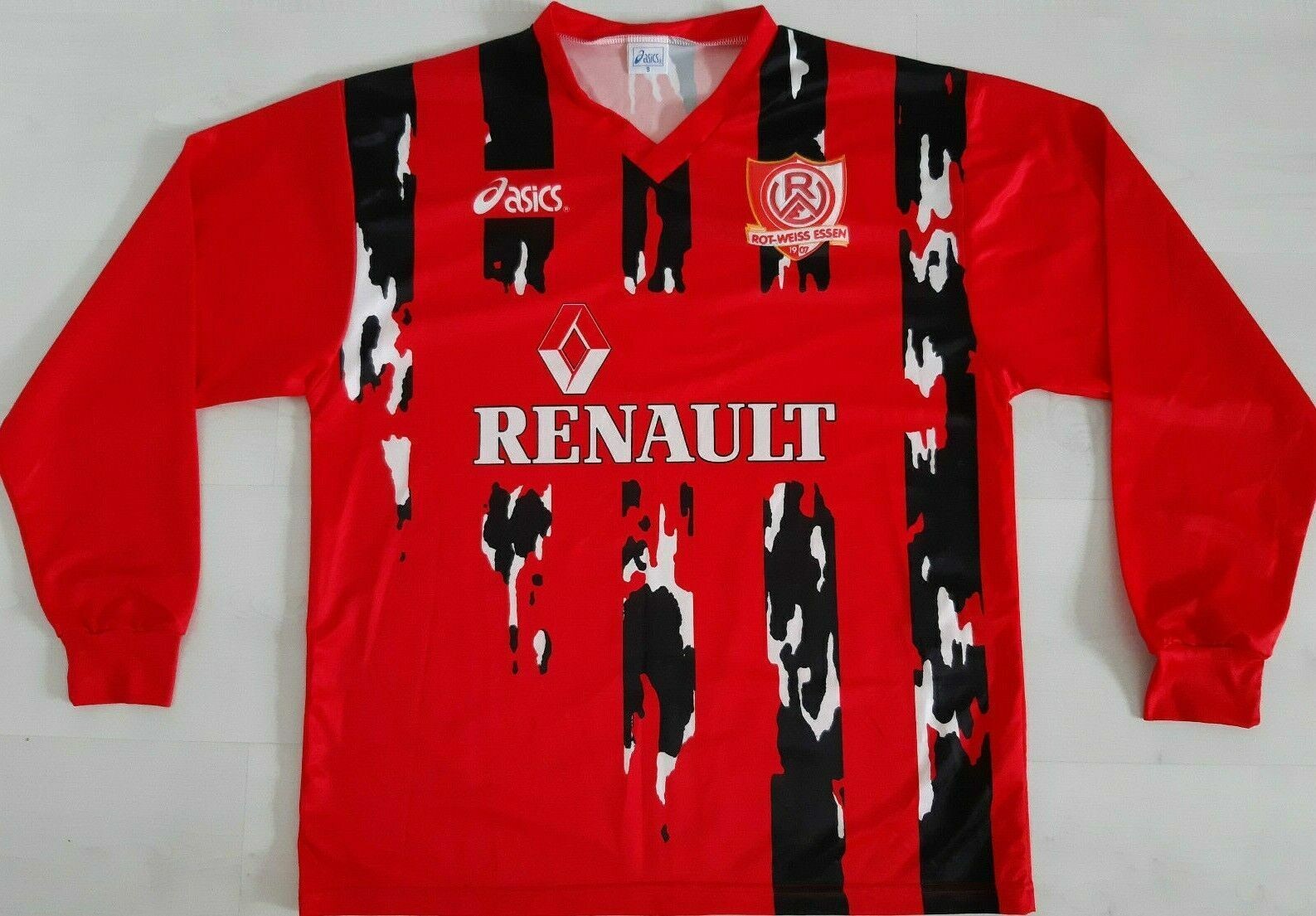 Rot-Weiss Essen 1995-96 Away Kit