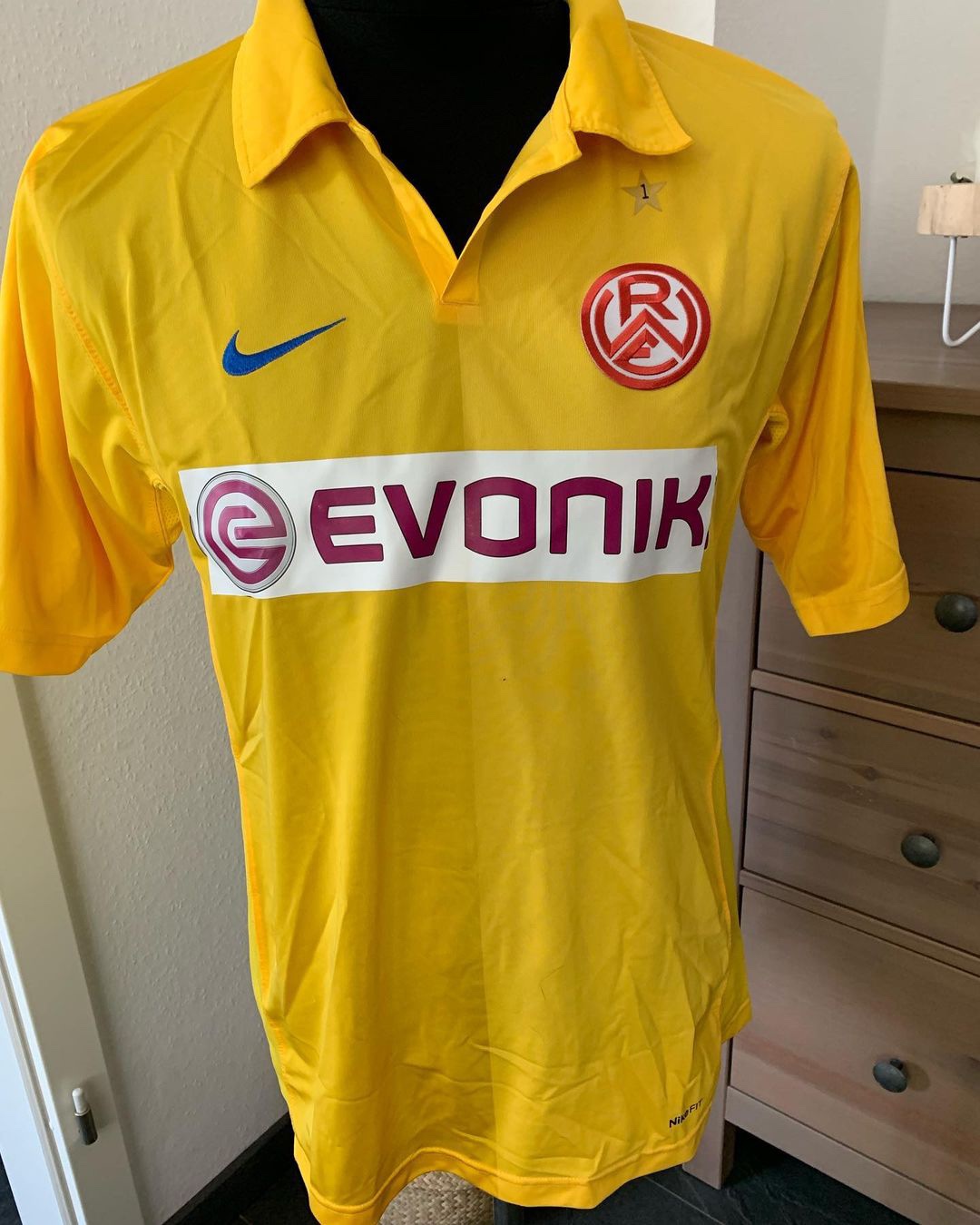 Rot-Weiss Essen 2007-08 Away Kit
