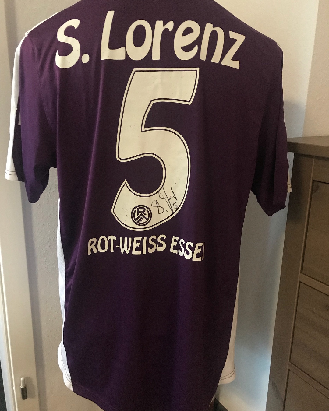 Rot-Weiss Essen 2008-09 Away Kit