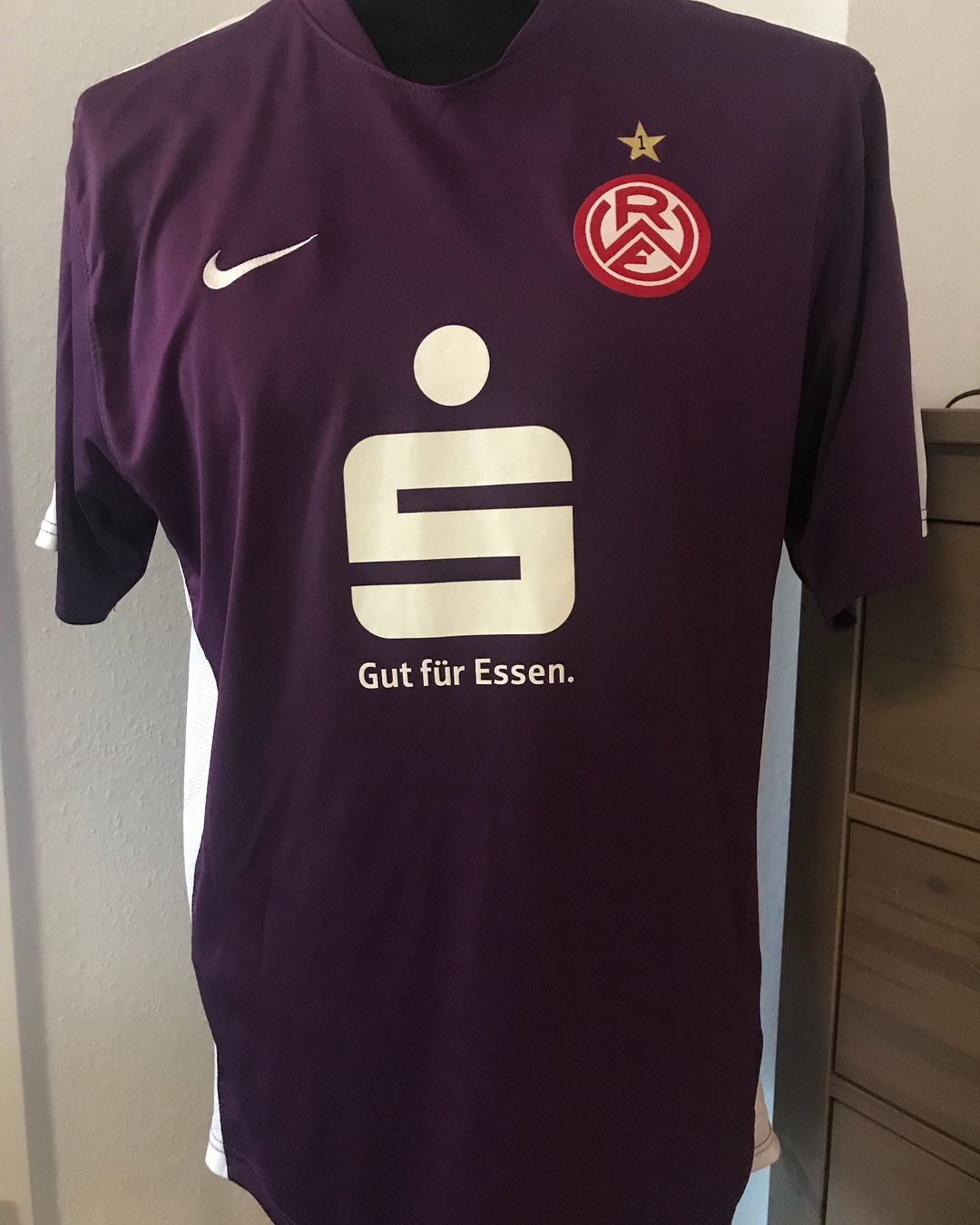 Rot-Weiss Essen 2008-09 Away Kit