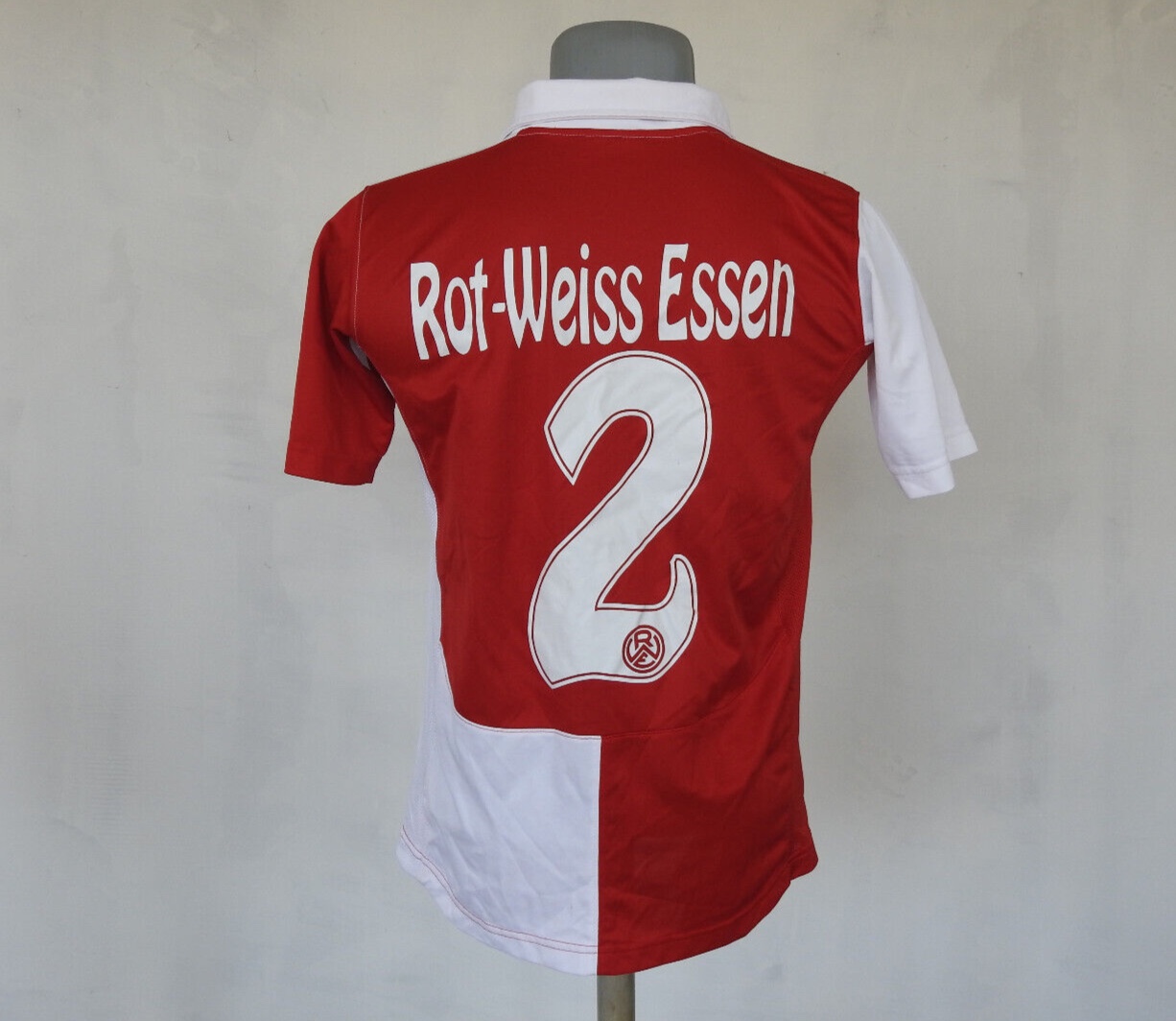 Rot-Weiss Essen 2009-10 Home V3 Kit