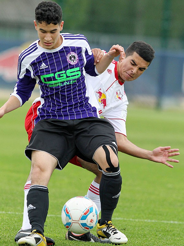 Tennis Borussia Berlin 2011-12 Home Kit
