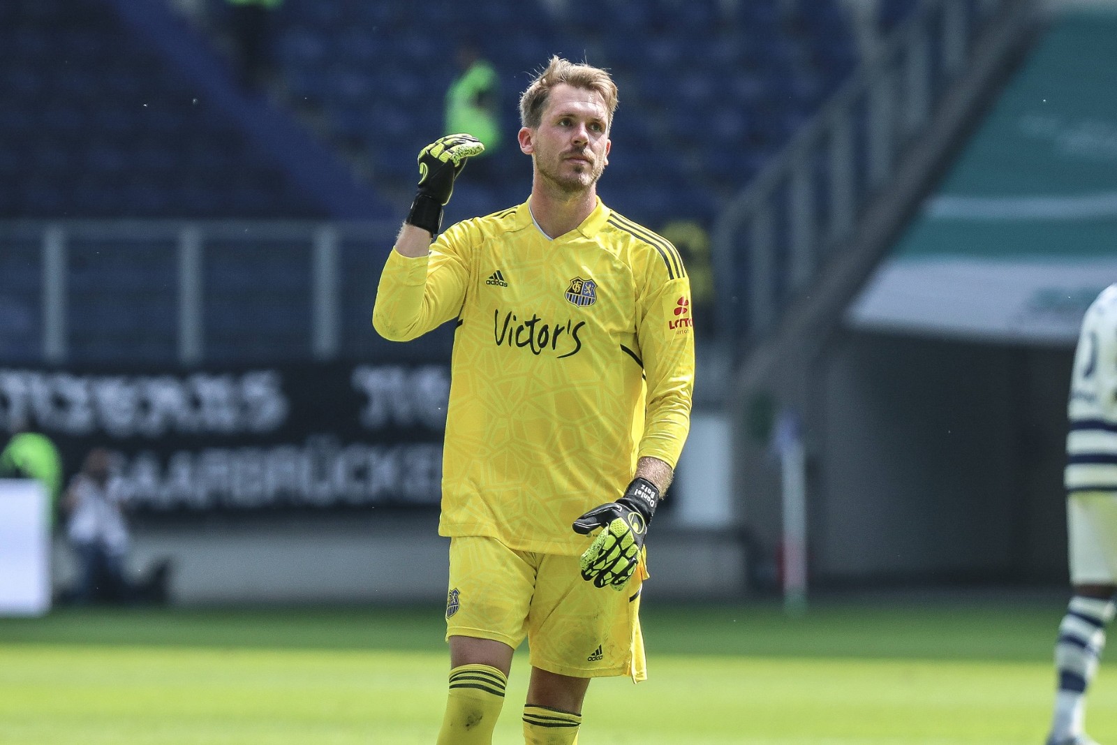 1. FC Saarbrücken 2022-23 GK 1 Kit