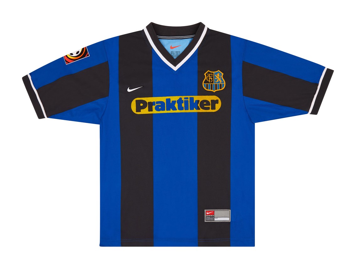 1. FC Saarbrücken 2000-01 Home Kit