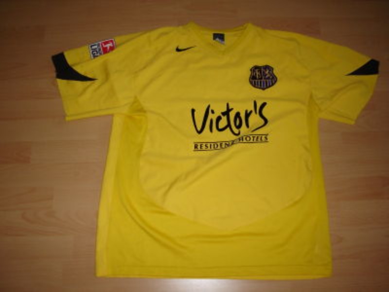 1. FC Saarbrücken 2004-05 Third Kit