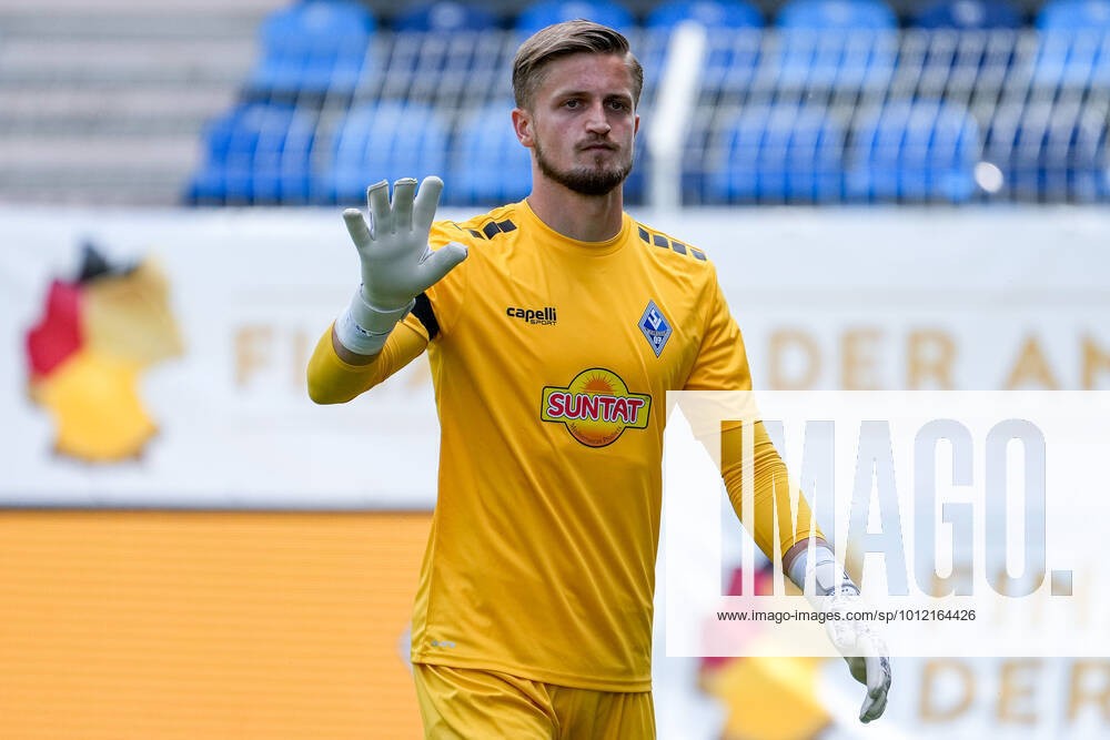 Waldhof Mannheim 2021-22 GK 1 Kit