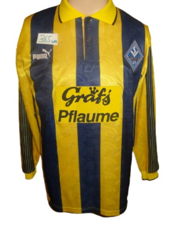 Waldhof Mannheim 1995-96 Away Kit